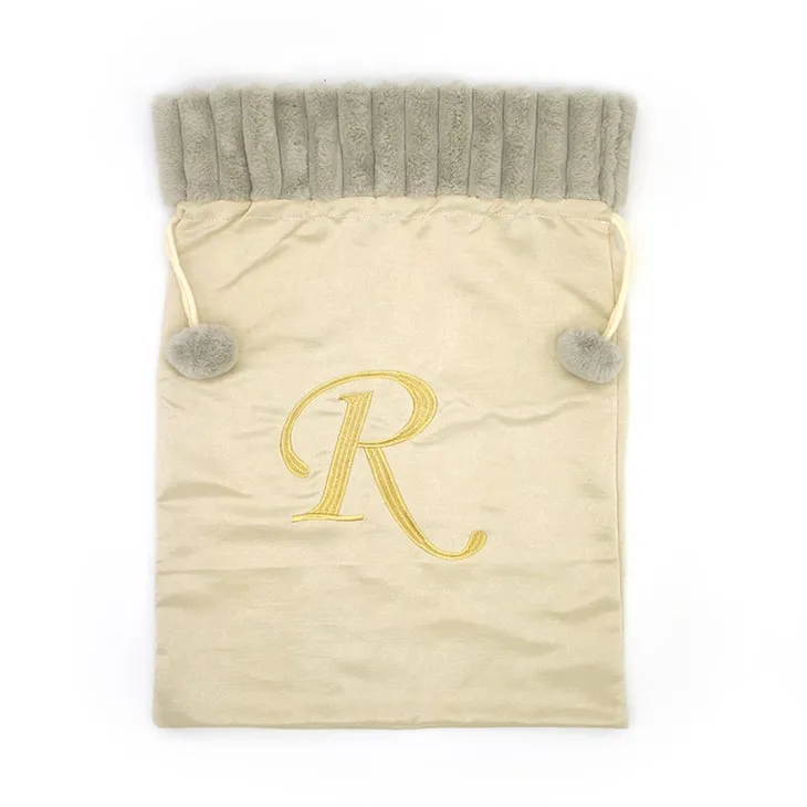 Óriás betűs karácsonyi harisnya