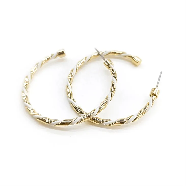 Arany textúra varázslatos fülbevaló